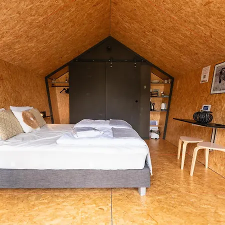 Campsite Tenthuisje Met Hottub In