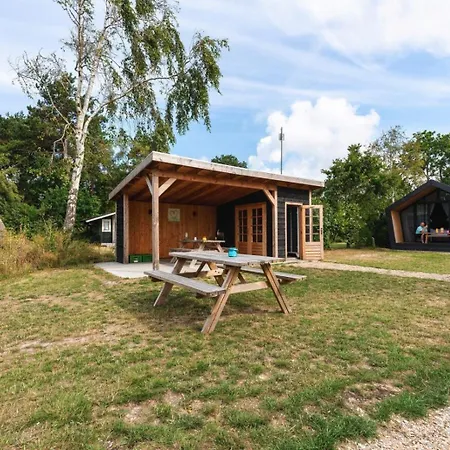 Kemping Tenthuisje Met Hottub In Callantsoog